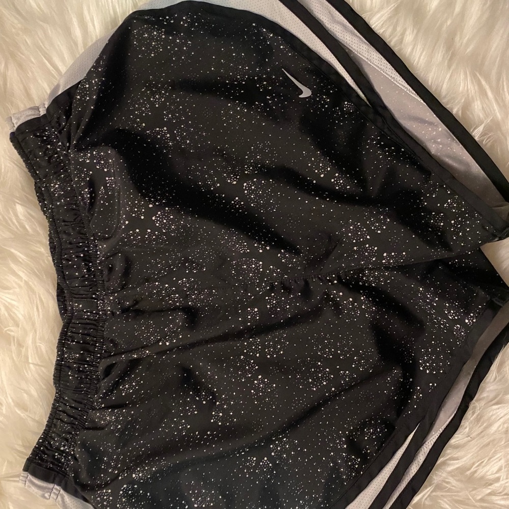 Nike women’s running shorts